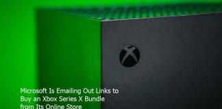 Microsoft Is Emailing Out Links to Buy an Xbox Series X Bundle from Its Online Store